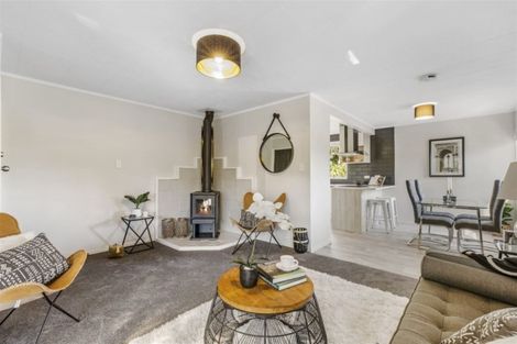 Photo of property in 301 Royal Road, Massey, Auckland, 0614