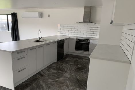 Photo of property in 19a Chestnut Close, Kelvin Grove, Palmerston North, 4414