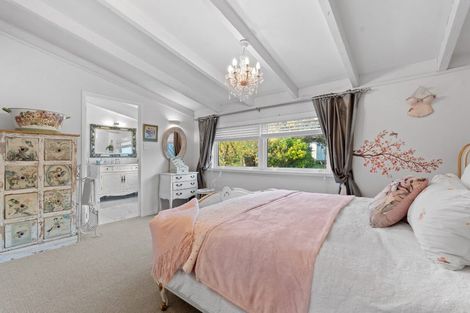 Photo of property in 819 Whangaparaoa Road, Manly, Whangaparaoa, 0930