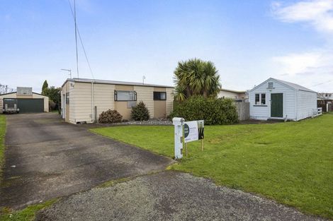 Photo of property in 37 Grey Street, Normanby, Hawera, 4614