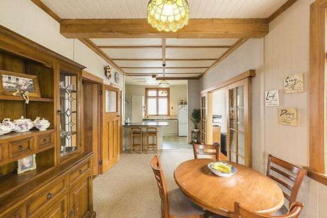 Photo of property in 17 Argyle Avenue, Takaro, Palmerston North, 4410