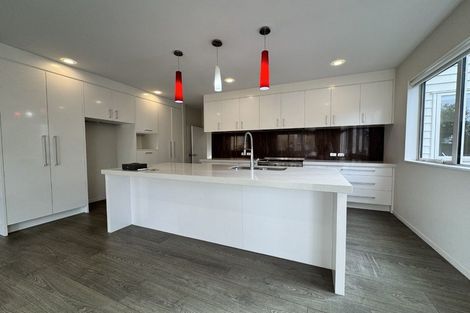 Photo of property in 39 Travis View Drive, Fairview Heights, Auckland, 0632