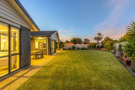 Photo of property in 9 Christow Court, Paraparaumu, 5032