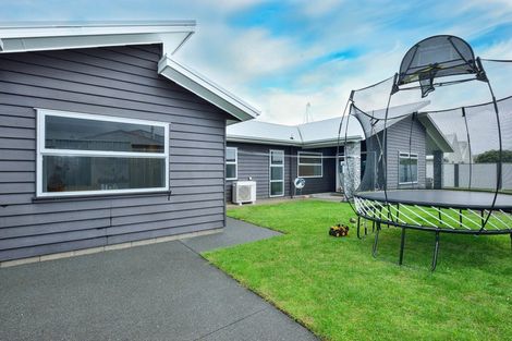 Photo of property in 13 Charteris Rise, Riverdale, Gisborne, 4010