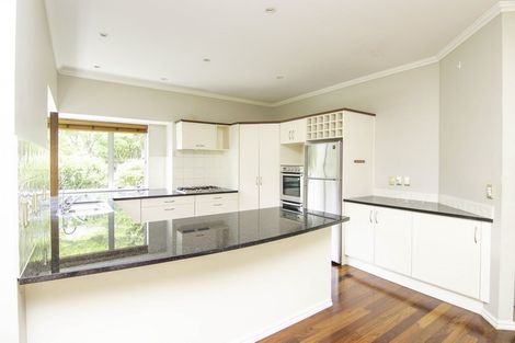 Photo of property in 4 Pastoral Lane, Hokowhitu, Palmerston North, 4410