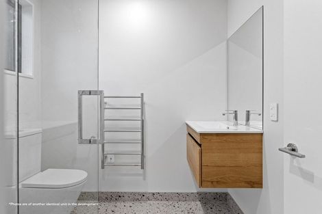 Photo of property in 2/386 Gloucester Street, Taradale, Napier, 4112