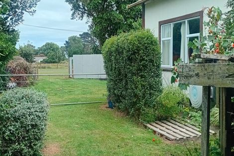Photo of property in 77 Kapuni Street, Manaia, 4612