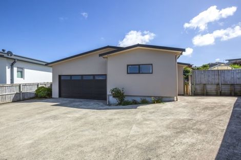Photo of property in 25 Kaimai Place, Aotea, Porirua, 5024