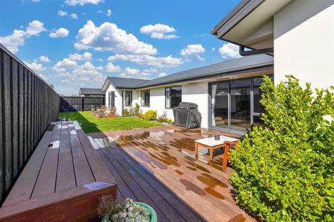 Photo of property in 53 Macphail Avenue, Rangiora, 7400