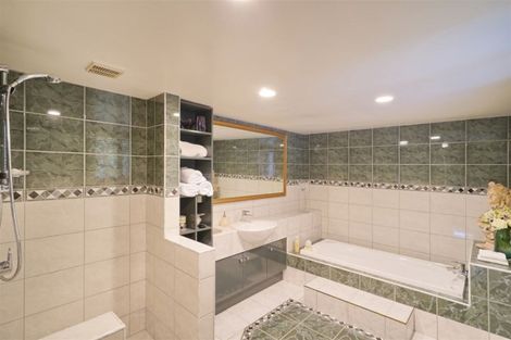 Photo of property in 84 Glenstrae Road, Redcliffs, Christchurch, 8081