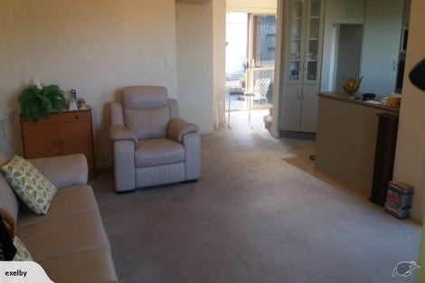 Photo of property in 17 Sovereign Isle Lane, Rototuna, Hamilton, 3210