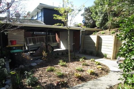 Photo of property in 100 Palatine Terrace, Saint Martins, Christchurch, 8022