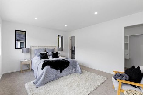 Photo of property in 5 Pihipihi Way, Crofton Downs, Wellington, 6035