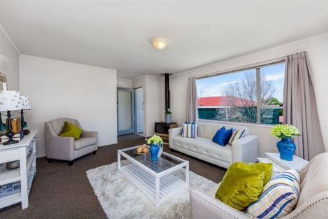 Photo of property in 1/11 Cassia Place, Sunnynook, Auckland, 0620