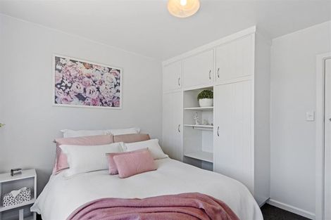 Photo of property in 39 Rossiter Avenue, Redwood, Christchurch, 8051