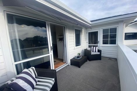 Photo of property in 198 Oceanbeach Road, Mount Maunganui, 3116