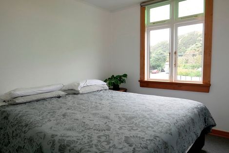 Photo of property in 18 Ocean Road, Paekakariki, 5034