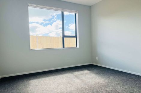 Photo of property in 17 Surf View Crescent, Red Beach, 0932