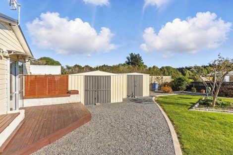 Photo of property in 51 Garth Road, Levin, 5571