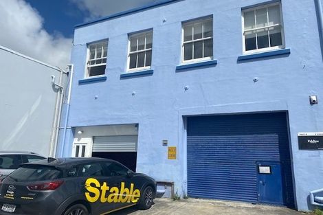 Photo of property in 1/2 King Street, Mount Cook, Wellington, 6021