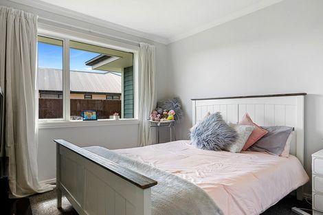 Photo of property in 66 Watkins Drive, Rangiora, 7400