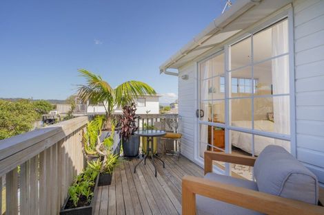 Photo of property in 5 Wells Place, Whitianga, 3510