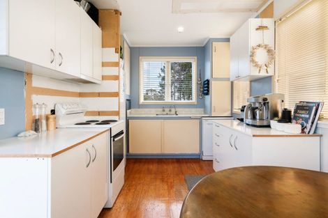 Photo of property in 6 First View Avenue, Beachlands, Auckland, 2018