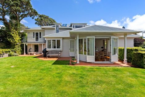 Photo of property in 43 Nicholson Road, Khandallah, Wellington, 6035