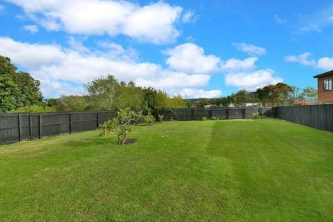 Photo of property in 19 Vipond Road, Stanmore Bay, Whangaparaoa, 0932