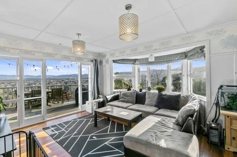 Photo of property in 24 Woodvale Grove, Fairfield, Lower Hutt, 5011