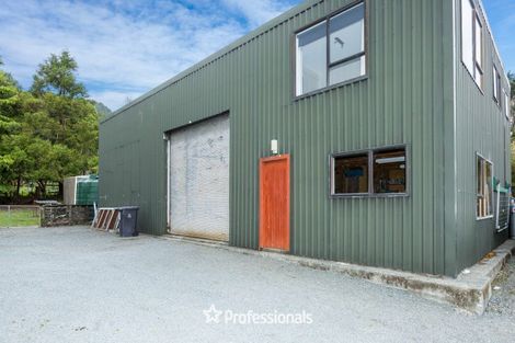 Photo of property in 229 Whitemans Valley Road, Whitemans Valley, Upper Hutt, 5371
