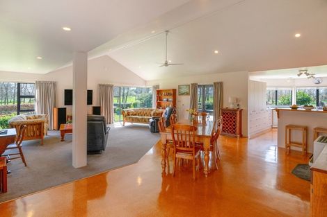 Photo of property in 45 Takapu Road, Manakau, Levin, 5573