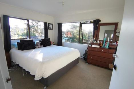 Photo of property in 3/85 Kaurilands Road, Titirangi, Auckland, 0604