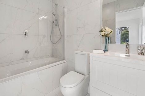 Photo of property in 68c Donovan Avenue, Massey, Auckland, 0614