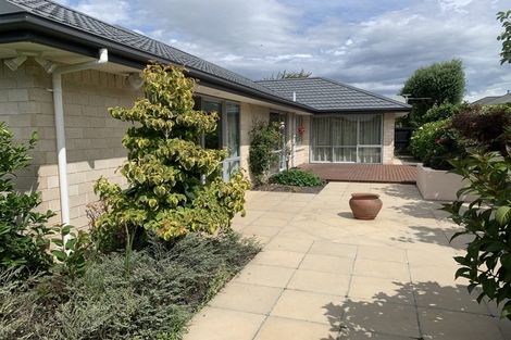 Photo of property in 15 Applefield Court, Northwood, Christchurch, 8051