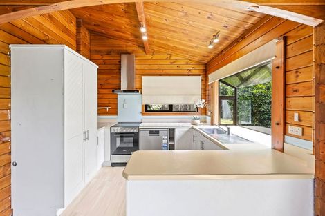 Photo of property in 4 Kamulla Court, Conifer Grove, Takanini, 2112