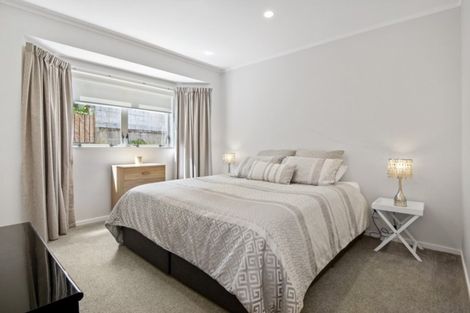 Photo of property in 2/67 Drake Street, Howick, Auckland, 2014