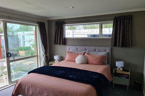 Photo of property in 6 Dinton Street, Russley, Christchurch, 8042