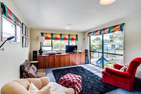 Photo of property in 16 Shirley Place, Bay View, Napier, 4104