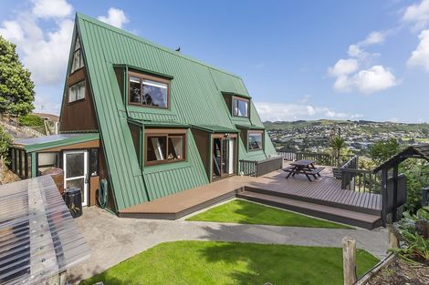 Photo of property in 1 Mapplebeck Street, Titahi Bay, Porirua, 5022