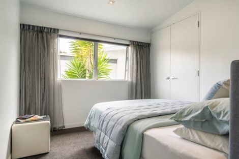 Photo of property in 8 Sherwood Downs Drive, Horsham Downs, Hamilton, 3281