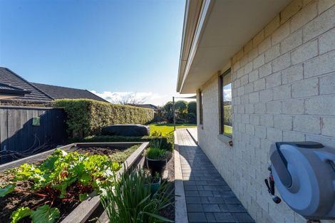 Photo of property in 10 Woodstock Place, Stoke, Nelson, 7011