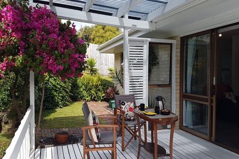 Photo of property in 2/34 Teal Crescent, Beach Haven, Auckland, 0626