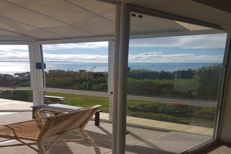 Photo of property in 1420 Whangaparaoa Road, Army Bay, Whangaparaoa, 0930