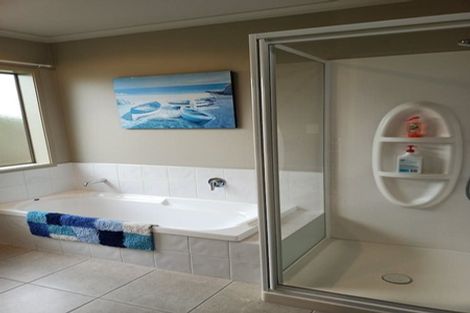 Photo of property in 17/100 Millers Road, Brookfield, Tauranga, 3110