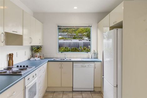 Photo of property in 2/110 Nayland Street, Sumner, Christchurch, 8081