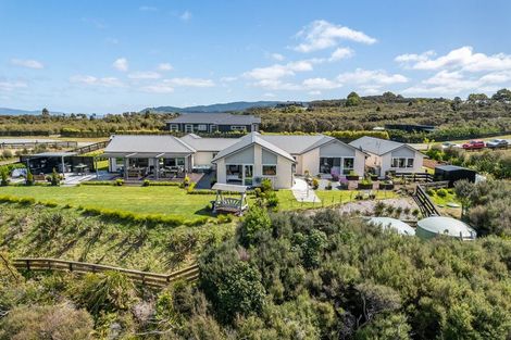 Photo of property in 303 Fairview Drive, Akatarawa, Upper Hutt, 5372