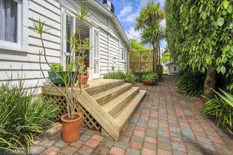 Photo of property in 10 David Street, Bayswater, Auckland, 0622