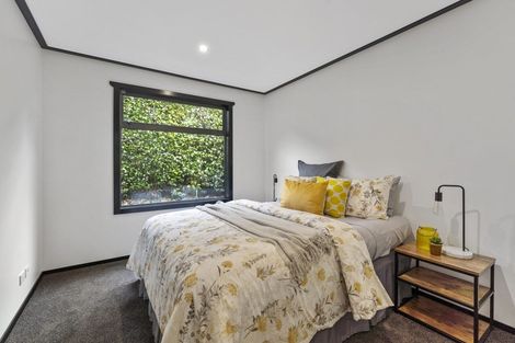 Photo of property in 112 Kawiu Road, Levin, 5510