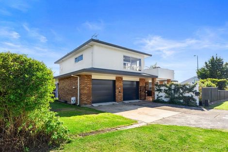Photo of property in 142 Ngatai Road, Otumoetai, Tauranga, 3110